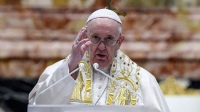 El papa Francisco reveló que tiene una “inflamación pulmonar” y no se asomó a la Plaza San Pedro para el Ángelus