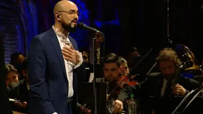 La emoción de Abel Pintos al presentar Alta en el cielo, su disco de canciones patrias en el Teatro Colón: “Es un sueño”
