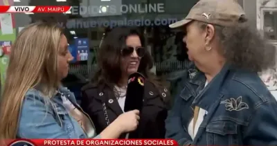 Video: una mujer increpó, insultó y degradó a una periodista de TN y otra la defendió, en vivo