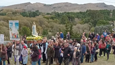 Una multitud participó de la peregrinación al Santuario de Nuestra Señora de Fátima