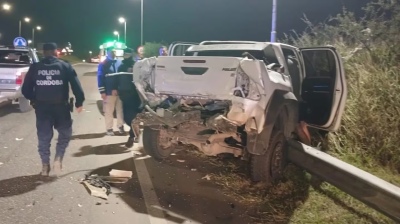 Un intendente cordobés protagonizó un brutal accidente en la ruta y está internado