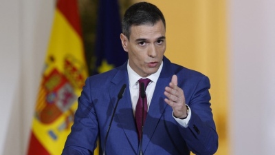 España retira "definitivamente" a su embajadora tras la negativa de Milei a disculparse