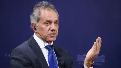 Scioli: “Si esto sigue así, a Milei le van a tener que dar el Premio Nobel de Economía”