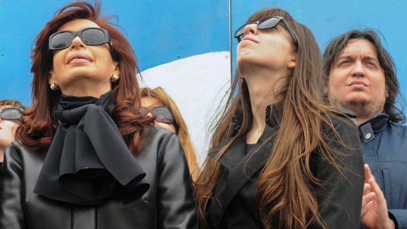 Una campaña para que Cristina Kirchner y sus hijos vayan a juicio oral por Hotesur y Los Sauces ya logró 130 mil firmas