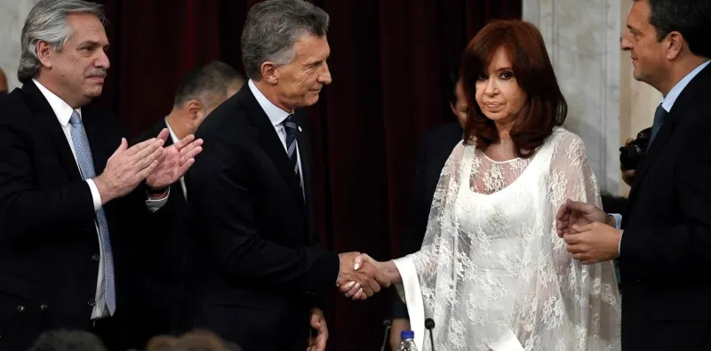 Humor político: Volver al futuro: Macri vs. Cristina