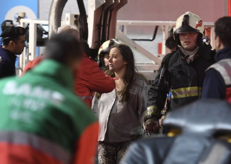 Cinco muertos y varios heridos en un impresionante incendio en Recoleta