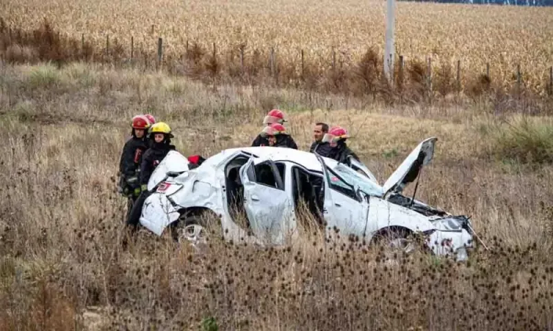 Una mujer murió por el vuelco de un auto cerca de Tres Arroyos