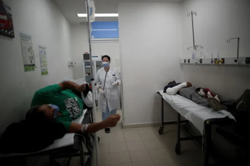    Una guardia de un hospital público de Lomas de Zamora, en mayo de 2021. 