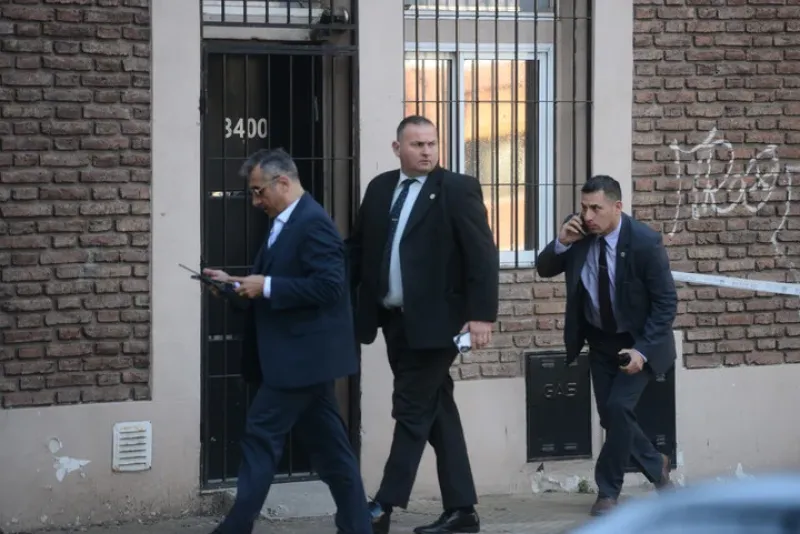 Un paquete sospechoso en la puerta de la casa de uno de los jueces de la Causa Vialidad.