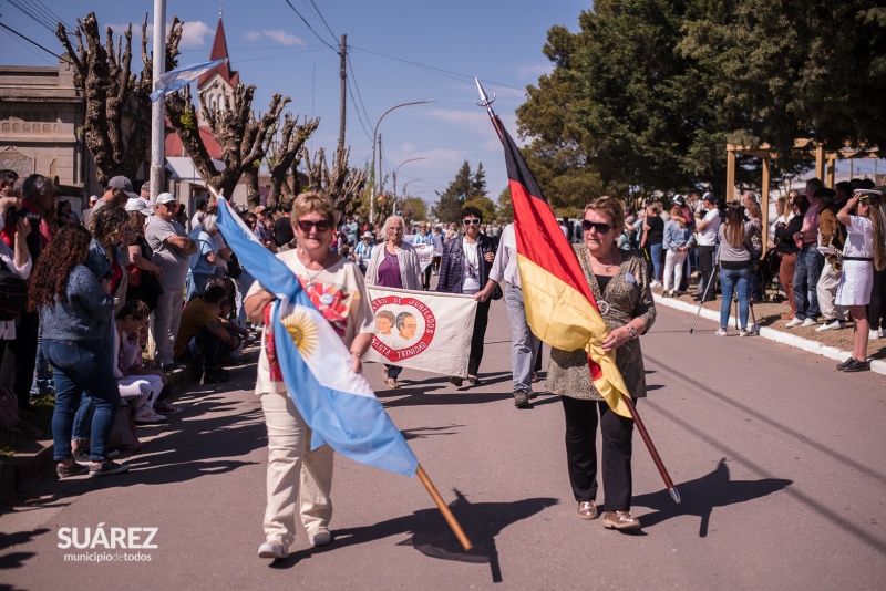 Kerb de Santa Trinidad: Junto a los vecinos en una fiesta que disfrutó toda la comunidad