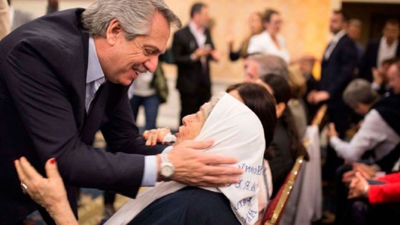 Madres de Plaza de Mayo cruzó a Alberto Fernández por el pésame que envió para Hebe de Bonafini