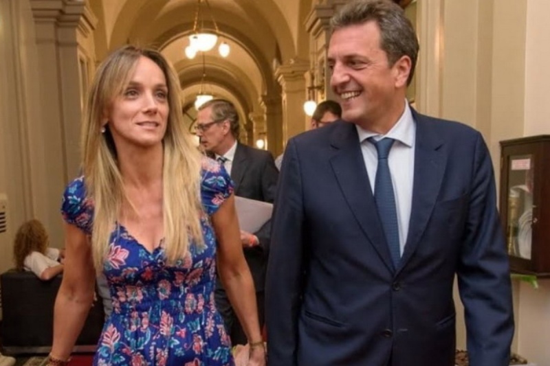 Sergio Massa avaló refinanciar una deuda millonaria de AySA, la empresa que preside su esposa Malena Galmarini