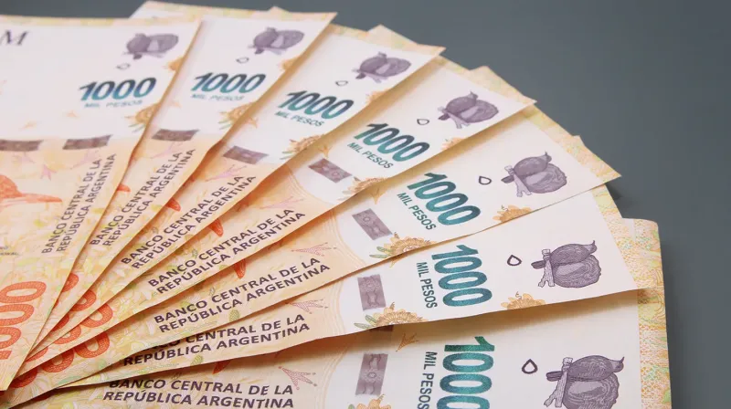 Dentro de América Latina, el de $1000 es el billete de mayor denominación con uno de los peores poderes de compra medidos en dólares. 