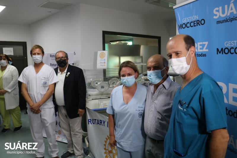 El municipio, la Cooperadora del Hospital y el Rotary Club invirtieron más de $ 6 millones de pesos en la compra de 3 incubad