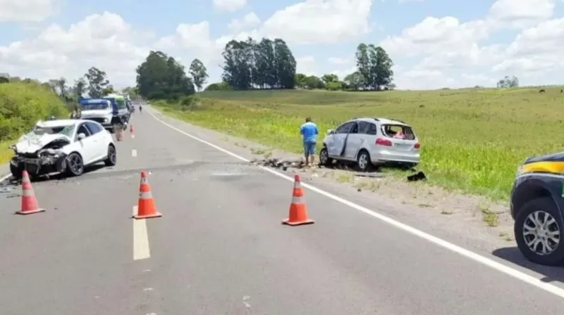 Dos autos donde viajaban turistas argentinas chocaron en Brasil: una nena de cinco años y una mujer murieron