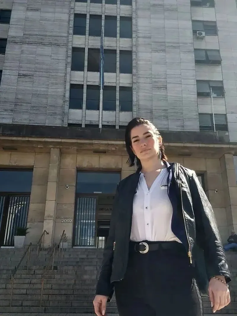 Belén frente a los Tribunales de Comodoro Py