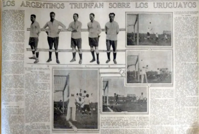 La página de LA NACION en el triunfo argentino sobre Uruguay en 1921