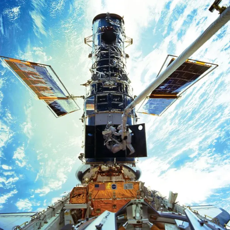 Un misterioso rastro de estrellas formado hace 8000 millones de años fue descubierto por el telescopio espacial Hubble