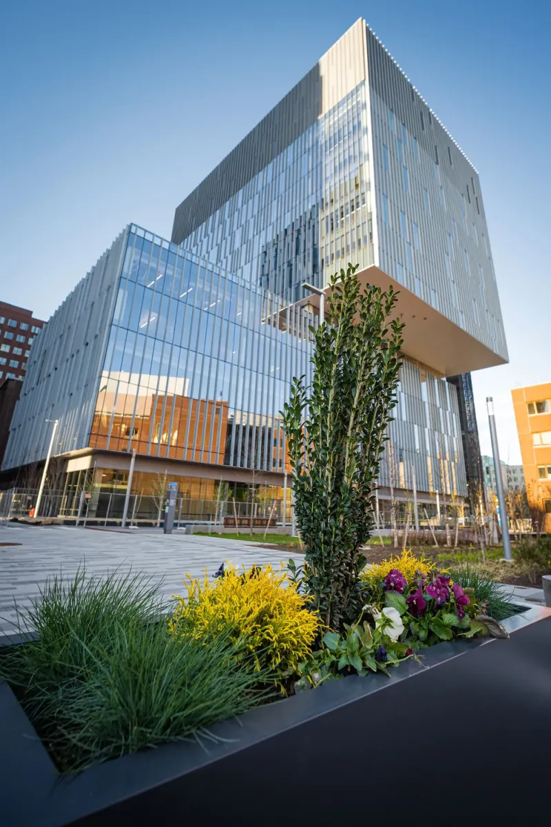  El Boston Cambridge Innovation Campus (BRIC), un centro de investigación con más de 150 científicos de todo el mundo y 19.000 metros cuadrados