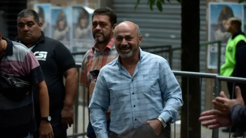 El intendente de Ensenada, Mario Secco (Gustavo Gavotti)