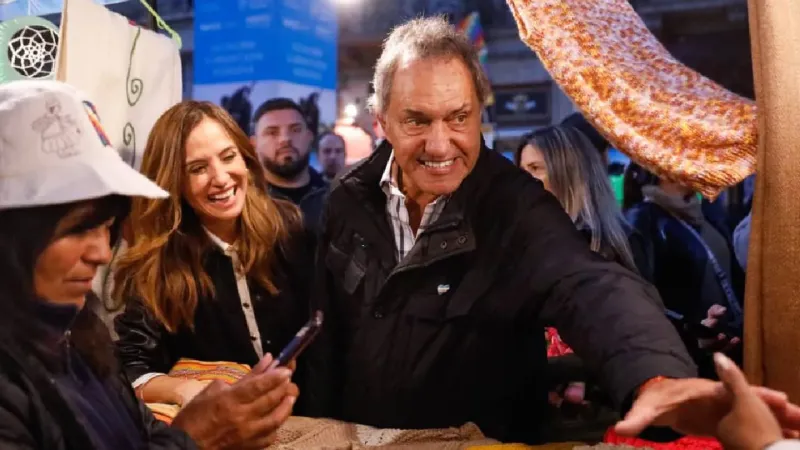 Scioli y Tolosa Paz buscan un lugar en las PASO. 