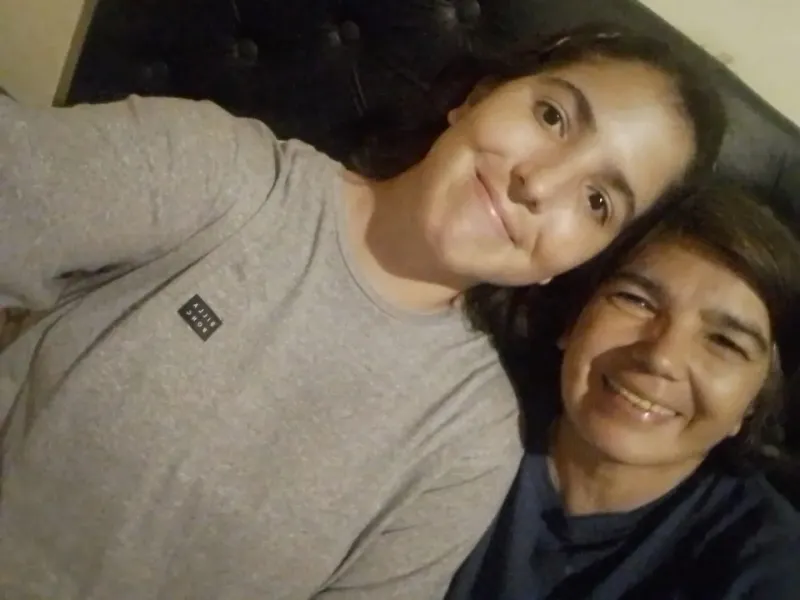 Ana Belén Botta y su madre Viviana Pez, viven juntas en Santo Tomé, una ciudad vecina a Santa Fe