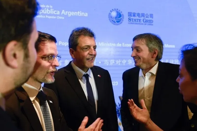 Sergio Massa y Máximo Kirchner durante el viaje que recientemente realizaron a China.