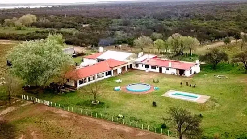 El Hostal Naicó, el emprendimiento de un matrimonio que se convirtió en pionero en el pueblo más chico de La Pampa (Instagram @hostalnaico)
