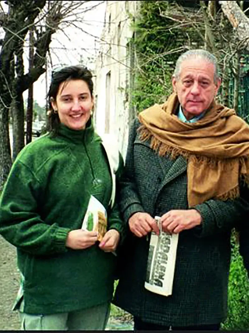 Favaloro y Diana Truden en el pueblo de Arditti. Él tenía un campo cerca de allí, donde iban los fines de semana para estar lejos de las miradas indiscretas