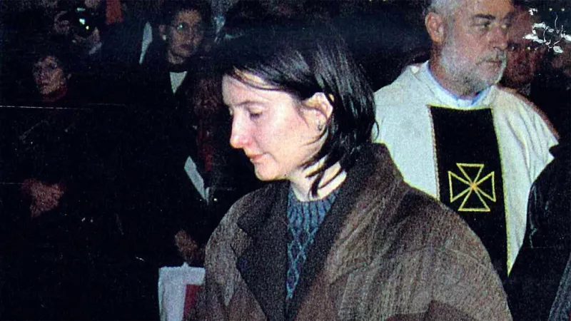 Diana Truden en una misa que se celebró luego de la muerte de Favaloro (Foto: Revista Caras)
