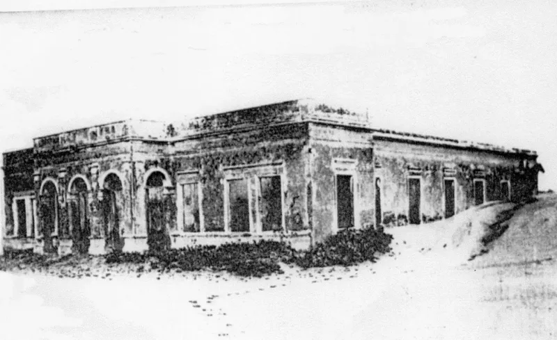 El Hotel Mar del Sud, acosado por las dunas (Archivo: V. Schweitzer de Arzac)