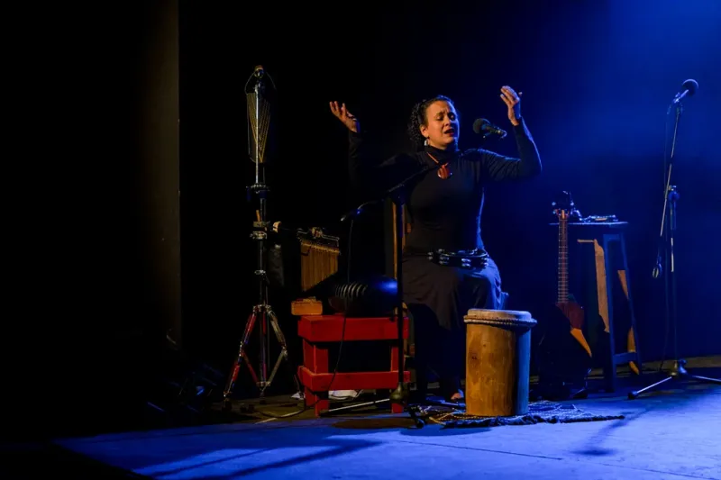 La música y cantante Amanda Querales