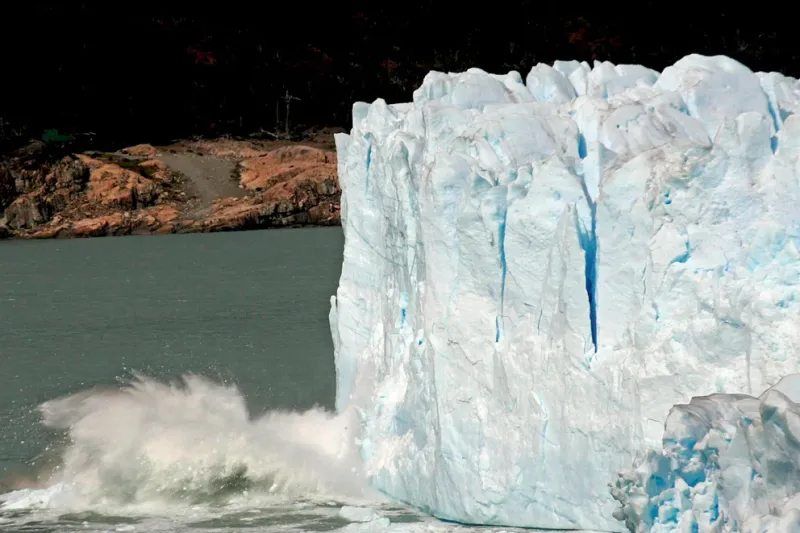 Hasta 2016, la información sobre la pérdida de hielo se mostraba neutra, según los expertos (EFE/Orestis Panagiotou)
