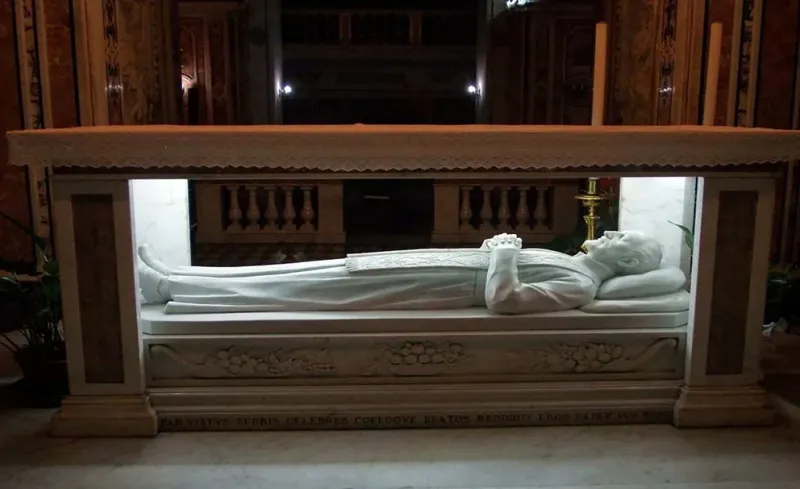 El sepulcro de San Cayetano en Nápoles