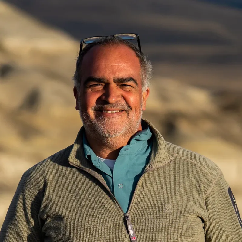 Fernando Novas, del Conicet y el Museo Argentino de Ciencias Naturales de Argentina, fue uno de los coautores del hallazgo publicado en la revista Nature. También lo fueron Rodrigo Müller, Martín D. Ezcurra, Mauricio S. Garcia, Federico Agnolín, entre ot