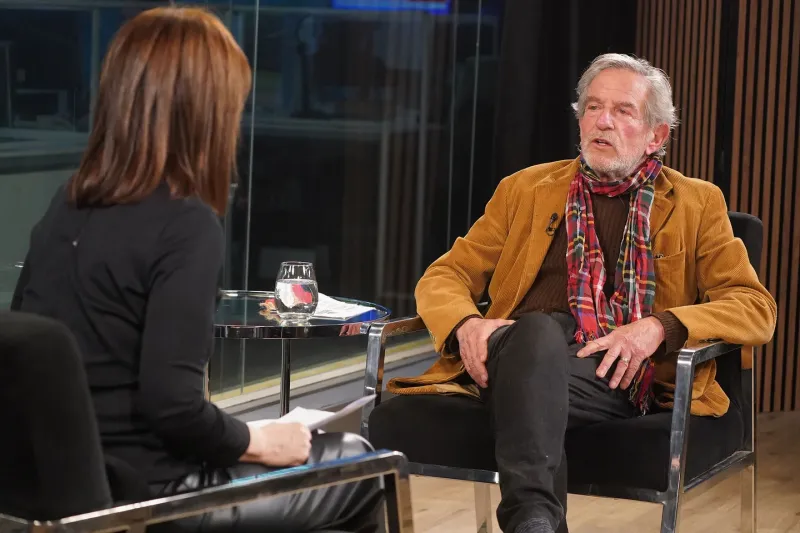 ”Yo tengo propuestas, ahora estoy filmando una película. Gratis”, reveló Pablo Alarcón (Franco Fafasuli)