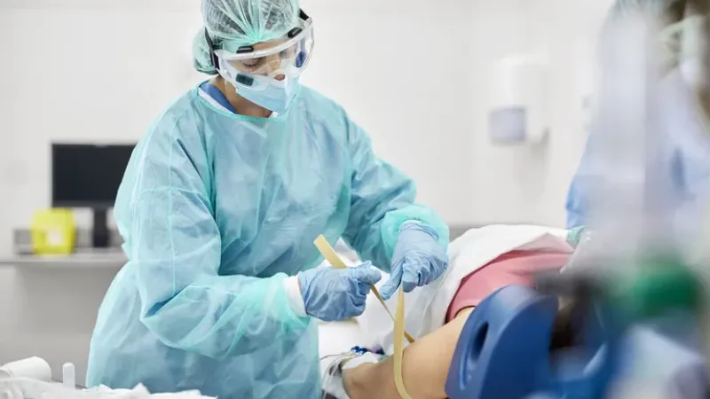 El sector médico viene reclamando por falta de insumos y problemas para importar desde el año pasado (Getty)