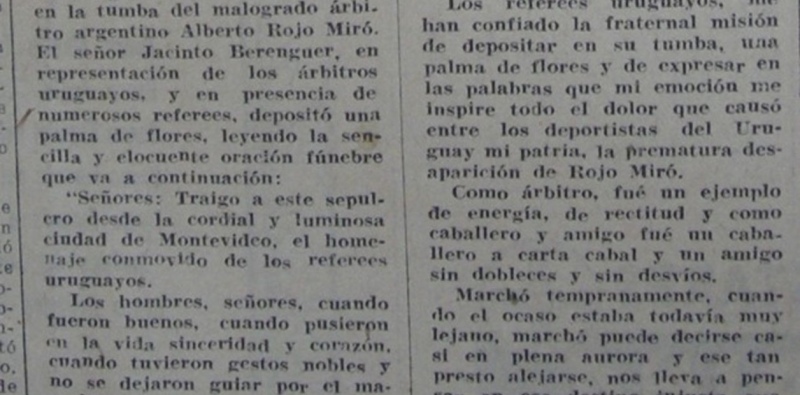 Un representante de los árbitros uruguayos llevó una palma de flores a la tumba de Alberto Rojo Miró.