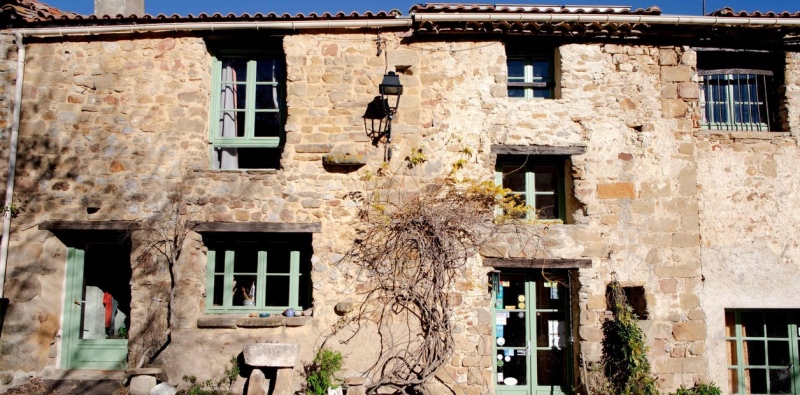 La hostería de pueblo en Francia donde Alex Batty y su abuelo solían quedarse.