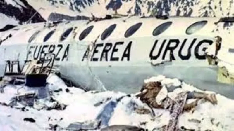  El avión en el que viajaba el equipo de rugby.