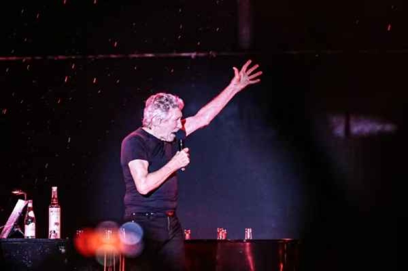 Varios interesados desistieron de la adquisición del catálogo musical de Pink Floyd, valorizado en 500 millones de dólares, debido a la postura radical de Waters. EFE/ Gastón Britos
