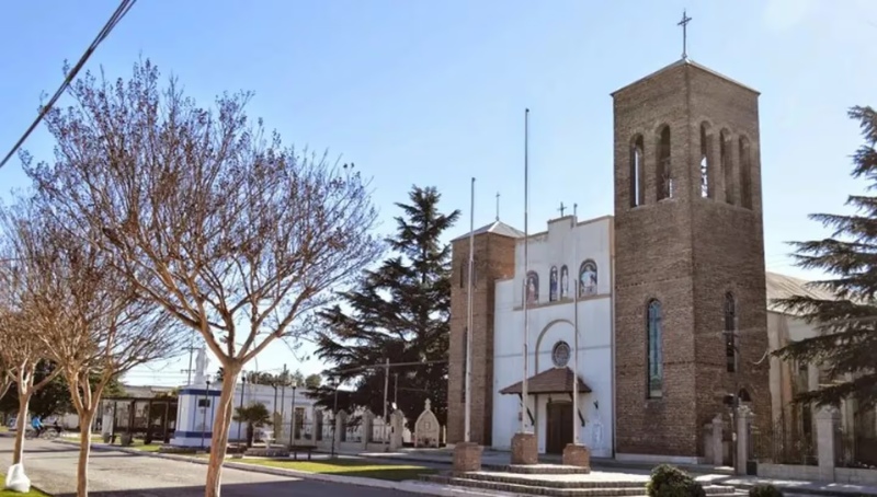 La Parroquia Natividad de María Santísima.