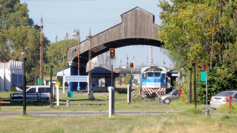 A más de un año del descarrilamiento ¿qué pasa con el tren de pasajeros en Bahía?