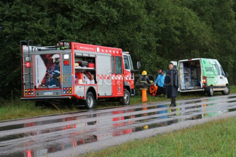 La lluvia y el estado de la ruta 85 provocaron un accidente que le costó la vida a un hombre
