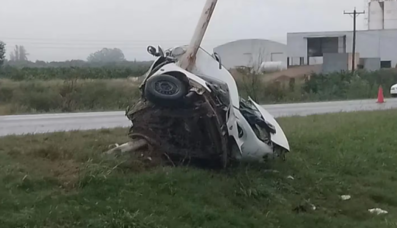 Así quedó el Renault Megane tras el accidente. (Foto: Diario El Sol)