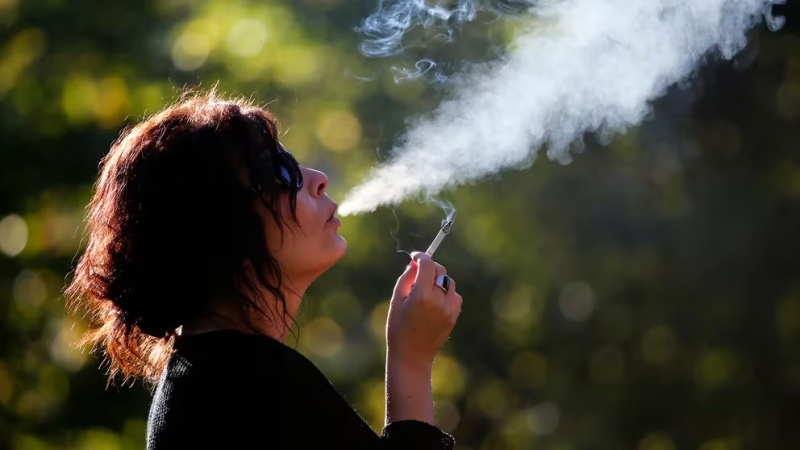 Mendoza avanza en la prohibición de fumar en lugares abiertos. Foto: Gettyimages