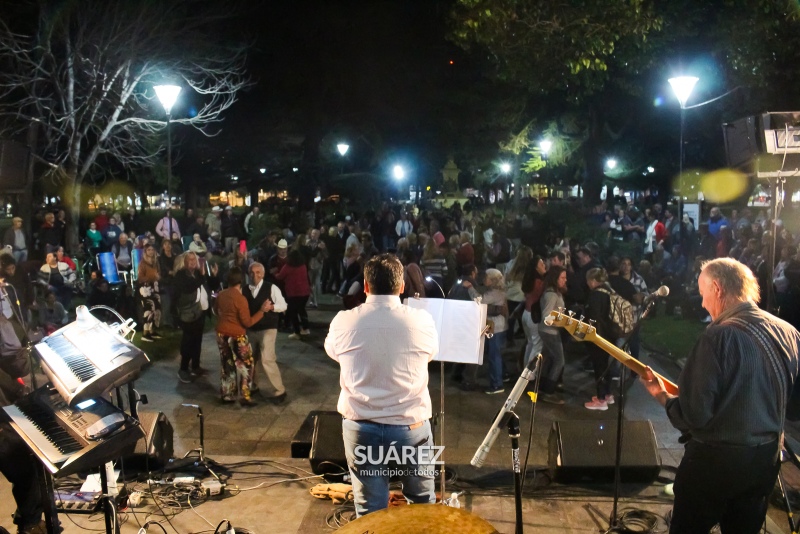 Los fabulosos “Merry Boys” recibieron la ovación de su pueblo en la distinción a la trayectoria musical