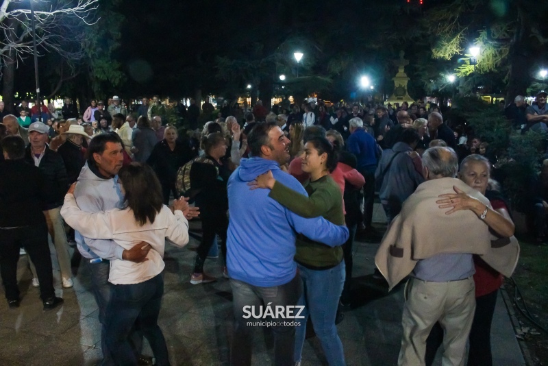 Los fabulosos “Merry Boys” recibieron la ovación de su pueblo en la distinción a la trayectoria musical